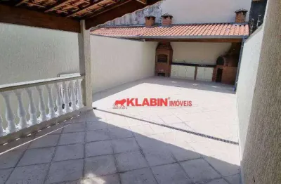 Belíssimo sobrado 3 suítes com 4 vagas de garagem (com churrasqueira e salão de festas - excelente localização)