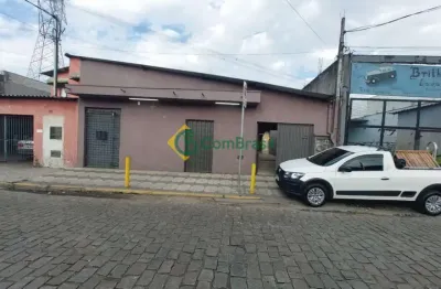 Aluga casa térrea com edícula e ponto comercial em jundiapeba mogi das cruzes sp