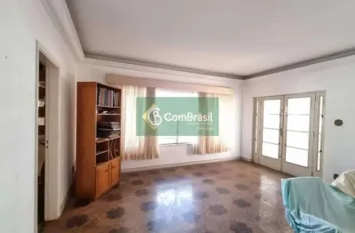 Casa térrea comercial para venda no Centro de Mogi das Cruzes - SP.