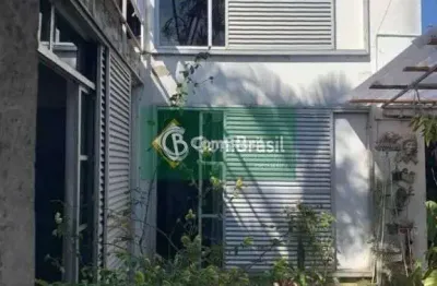 Sobrado 03 dormitórios a Venda   - Centro de Mogi das Cruzes shooping, faculdades, padarias, estação de cptm