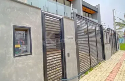 Excelente sobrado 3 suítes, a poucos melhor do mar em balneário piçarras.