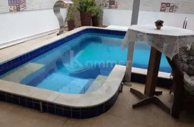 Casa à venda em penha com 4 dormitórios sendo 2 suítes, mobiliada a 30m do mar