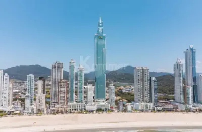Apartamento andar alto no exclusivo one tower em balneário camboriú, frente mar com 4 suítes sendo 2 master com hidromassagem e 4 vagas de garagem..