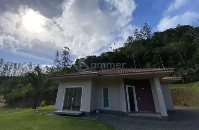 Chácara a venda em luiz alves, casa com 3 dormitórios sendo uma suite com closet