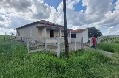 Chácara / sítio com 2 quartos à venda no Centro, Angatuba 