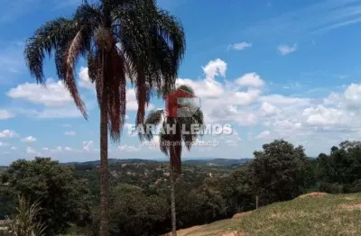 Casa à venda na Avenida Presidente Tancredo de Almeida Neves, Terra Preta, Mairiporã