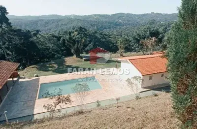 Belissimo sítio a venda . área de 27.000m2 próximo de mairiporã