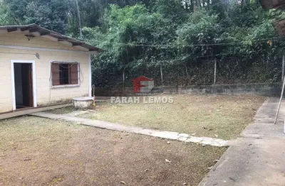 Otima chacará em região muito verde  da serra da cantareira...