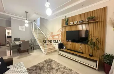 Casa sobrado de esquina com 4 quartos , condomínio horto florestal i