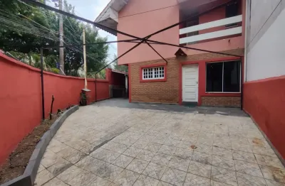 Sobrado de esquina Continental I com 3 dorm, sendo 1 suíte *FINANCIE*