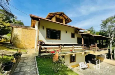 Linda casa à venda em teresópolis-rj, parque do imbui: 5 quartos, 4 suítes, 6 banheiros, 6 vagas, 413m² de área.