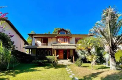 Casa de alto padrão em condomínio à venda na cidade de teresópolis rj