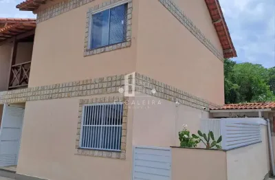 Casa a venda na praia do peró em cabo frio. aceita permuta por apartamento em teresópolis rj.