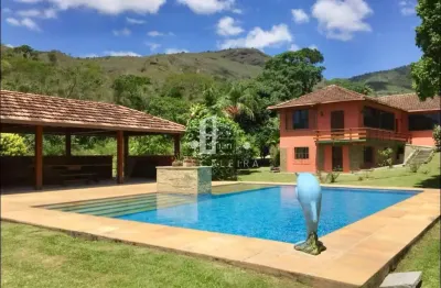 Casa para venda em teresópolis-rj, posse: 6 quartos, 5 banheiros, 15 vagas, 300m² de área!confira já!