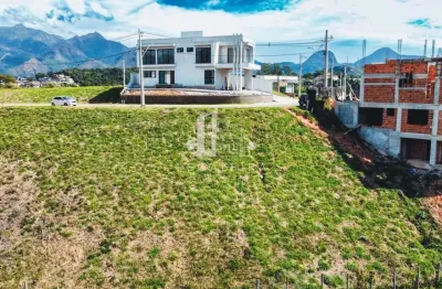 Terreno em condomínio de luxo à venda em teresópolis-rj, bairro ermitage: 230m² de área!