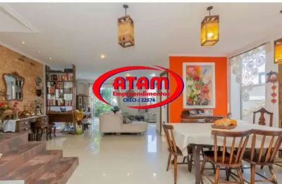 Sobrado com 3 dormitórios à venda, 230 m² por R$ 1.600.000,00 - Tremembé - São Paulo/SP