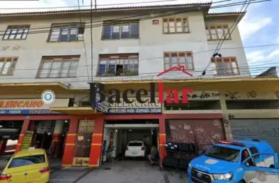 Apartamento com 2 quartos para alugar na rua itamarati, cascadura, rio de janeiro, 89 m2 por r$ 1.000