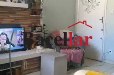 Apartamento com 2 quartos à venda na rua doutor bulhões, engenho de dentro, rio de janeiro, 52 m2 por r$ 180.000
