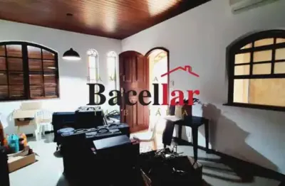Casa com 4 quartos à venda na rua do engenho novo, sampaio, rio de janeiro, 310 m2 por r$ 690.000
