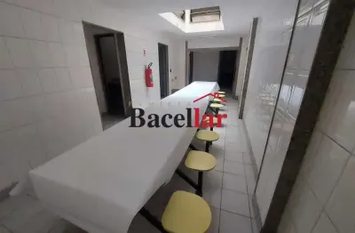 Prédio com 6 salas à venda na rua magalhães castro, riachuelo, rio de janeiro, 400 m2 por r$ 1.810.000