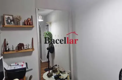 Apartamento com 2 quartos à venda na rua carolina santos, lins de vasconcelos, rio de janeiro, 60 m2 por r$ 275.000