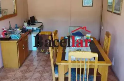 Apartamento com 2 quartos à venda na rua mapurari, engenho de dentro, rio de janeiro, 67 m2 por r$ 180.000