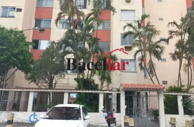 Apartamento com 2 quartos à venda na rua ibia, turiaçu, rio de janeiro, 49 m2 por r$ 90.000