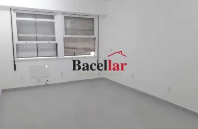 Sala comercial com 1 sala à venda na rua mayrink veiga, centro, rio de janeiro, 26 m2 por r$ 175.000