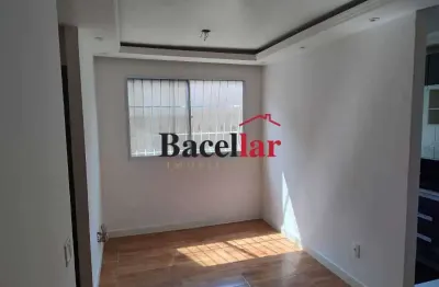 Apartamento com 2 quartos à venda na praça da confederação suíça, del castilho, rio de janeiro, 40 m2 por r$ 180.000