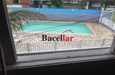 Casa em condomínio fechado com 2 quartos à venda na rua guandu mirim, santíssimo, rio de janeiro, 59 m2 por r$ 203.000