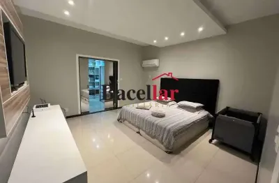 Casa com 4 quartos à venda na rua miguel de frias, jardim vinte e cinco de agosto, duque de caxias, 500 m2 por r$ 1.100.000