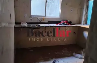 Casa em condomínio fechado com 3 quartos à venda na rua cruz e sousa, encantado, rio de janeiro, 230 m2 por r$ 395.000