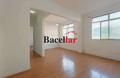 Apartamento com 2 quartos à venda na rua senador nabuco, vila isabel, rio de janeiro, 55 m2 por r$ 220.000