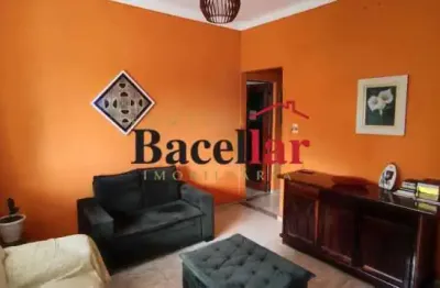 Casa com 2 quartos à venda na rua milton chico, venda das pedras, itaboraí, 135 m2 por r$ 550.000