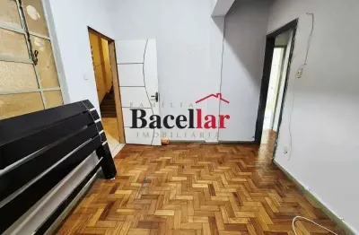 Apartamento com 2 quartos à venda na rua conselheiro otaviano, vila isabel, rio de janeiro, 54 m2 por r$ 70.000