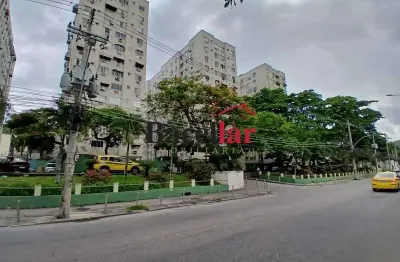 Apartamento com 2 quartos para alugar na Rua Moacir de Almeida, Tomás Coelho, Rio de Janeiro