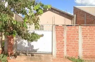 Casa com 2 dormitórios à venda, 49 m² por r$ 101.926 - bairro jardins - ibitinga/sp