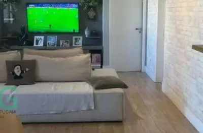 Apartamento com 3 dormitórios à venda, 121 m² por R$ 1.750.000