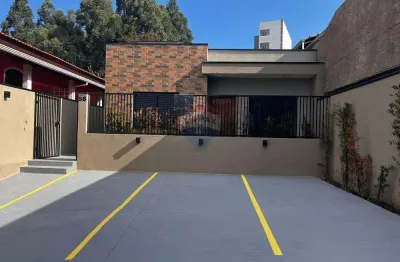 Casa com 2 quartos à venda no Centro, Extrema 