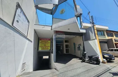 Ponto comercial amplo para locação no centro de bragança paulista