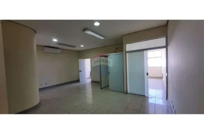 Ponto comercial no centro com ótima estrutura e preço atraente