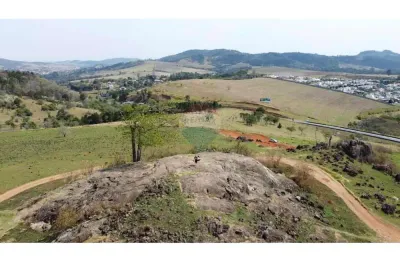 Terreno a venda em bragança paulista em ponto turistico (pedra da guarita)