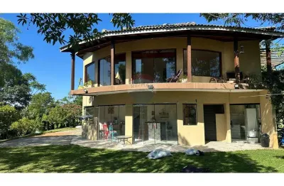 Casa à Venda no Condomínio Top Ville em Joanópolis – 1.052m² de Conforto, Sustentabilidade e Lazer