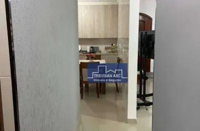 Casa em santa terezinha/sbc - 2 dorms, 1 suíte, cozinha planejada, 3 vagas cobertas; 150m²