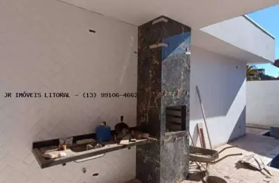 Casa com 3 quartos à venda na Rua Guaianazes 212, Balneário Tupy, Itanhaém