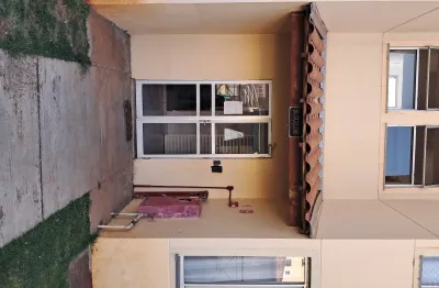 Apartamento reformado com 2 dormitórios no jd novo horizonte