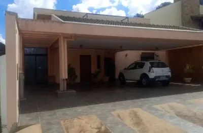 Casa em condomínio fechado com 3 quartos à venda na Avenida Getúlio Vargas, 30, Samambaia Parque Residencial, Bauru