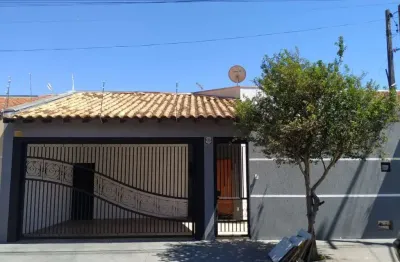 Casa com 4 quartos para alugar no Residencial Jardim Jussara, Bauru 