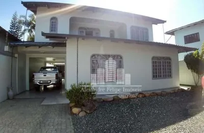 Casa com 3 quartos à venda na rua joão da costa júnior, 120, boehmerwald, joinville por r$ 1.200.000