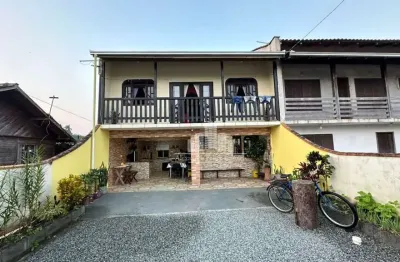 Casa com 3 quartos à venda na Loteamento Jardim Curitiba, Praia do Ervino, São Francisco do Sul, 127 m2 por R$ 350.000